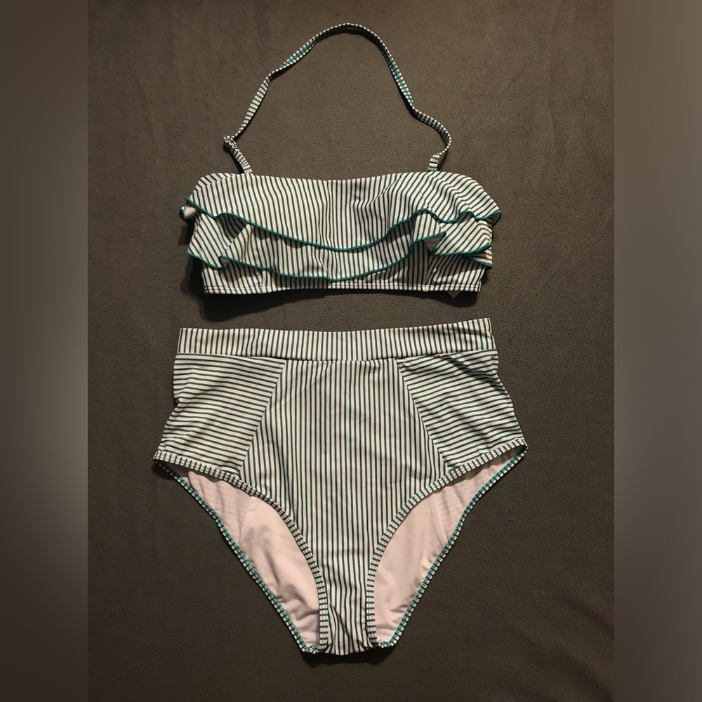 NEW Striped Ruffle Bikini - Picture 16 of 16